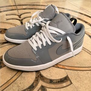 Nike Air Jordan 1 Low SE 'Patent Cool Grey'